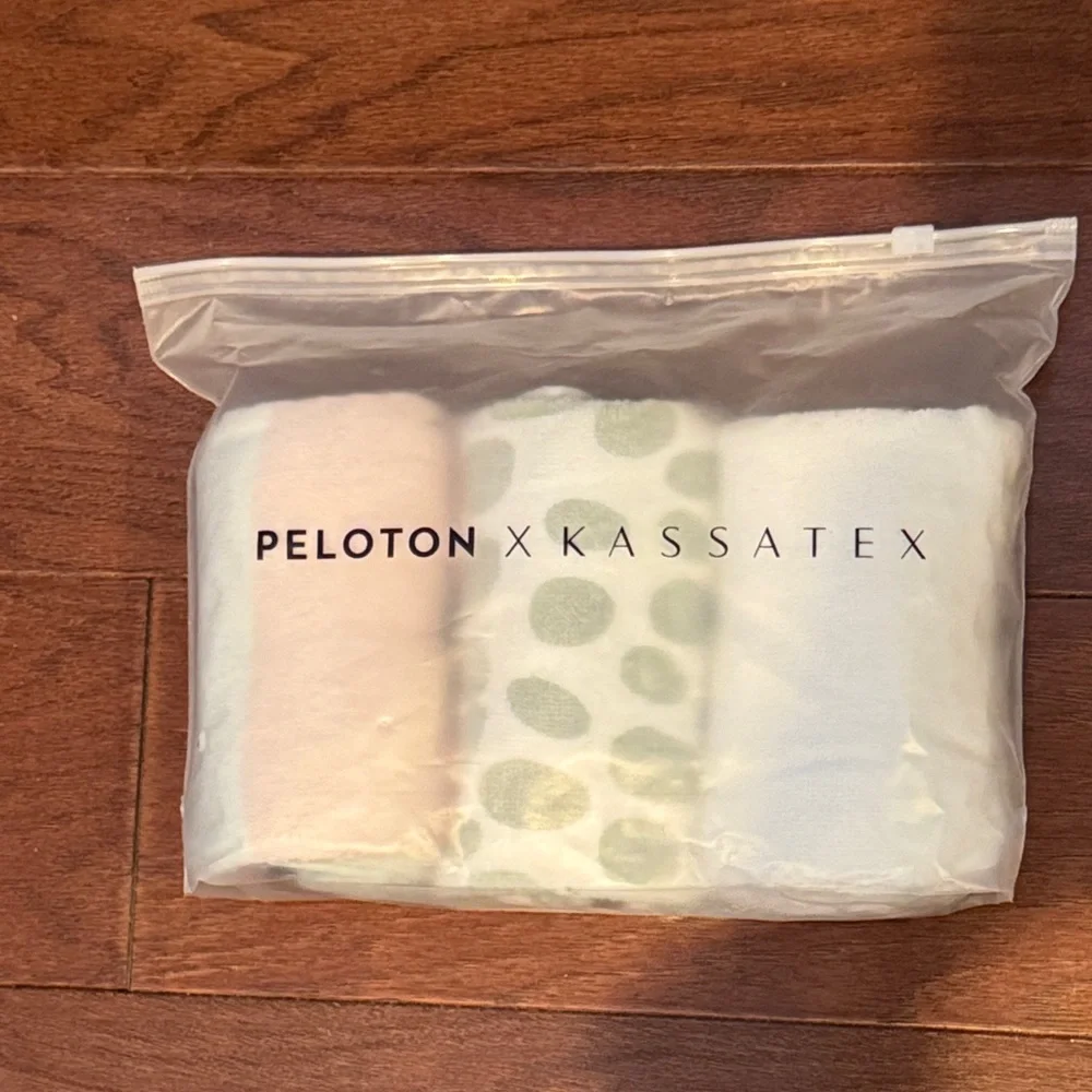 Peloton x Kassatex Towel Set 3 towels NEW